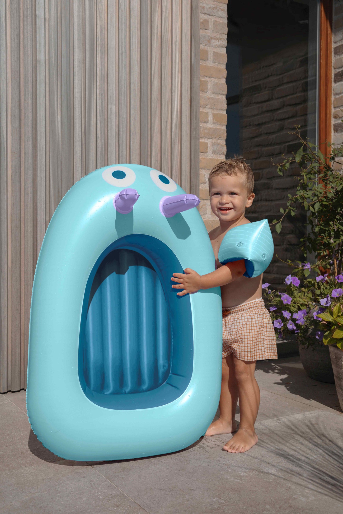 Bote Para Piscina Quut